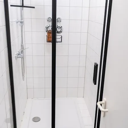 Ein Zi Zentrum Wlan Parkplatz 01 Apartmán *